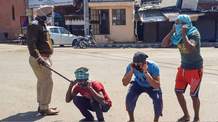 5103 people detained on first day of lockdown in Delhi kpn 5103 people detained on first day of lockdown in Delhi kpn