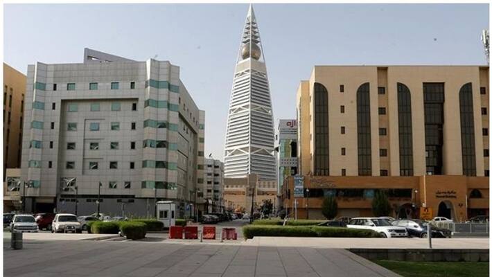 curfew extended in saudi arabia curfew extended in saudi arabia