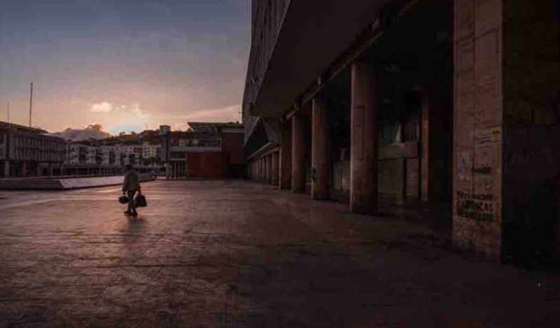 horrific photos showing shocking effect of corona turned world into ghost city kph