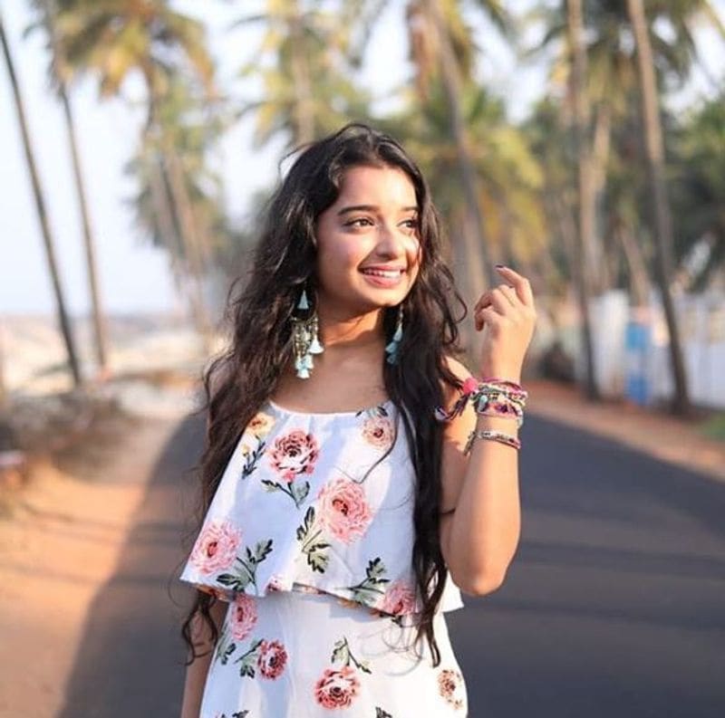 Zee kannada saregamapa fame mythri Iyer photo gallery