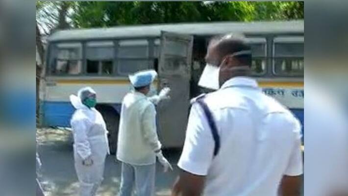 Driver takes bus to Beleghata Id Hospital suspecting woman passenger is infected with coronavirus Driver takes bus to Beleghata Id Hospital suspecting woman passenger is infected with coronavirus