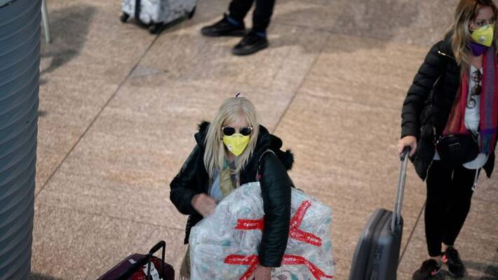corona outbreak in spain doctor decided who to let dia corona outbreak in spain doctor decided who to let dia