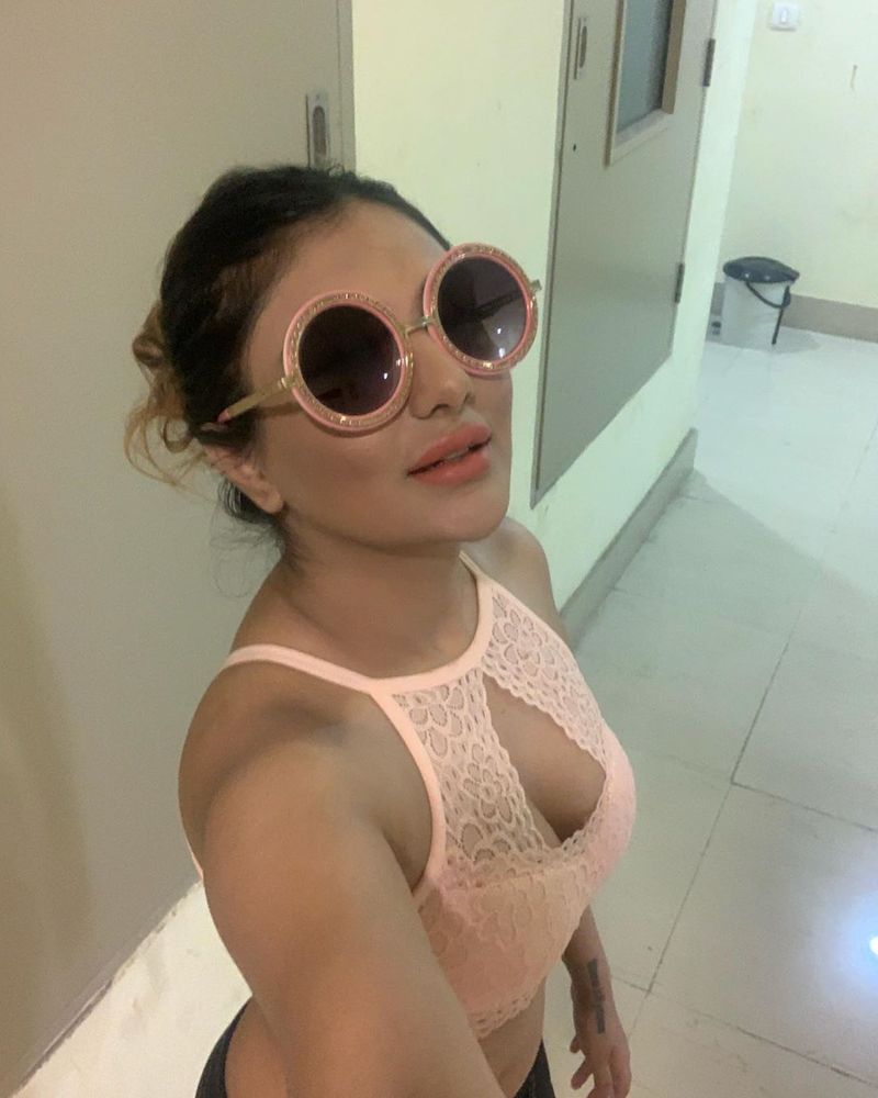 Khushi mukherjee