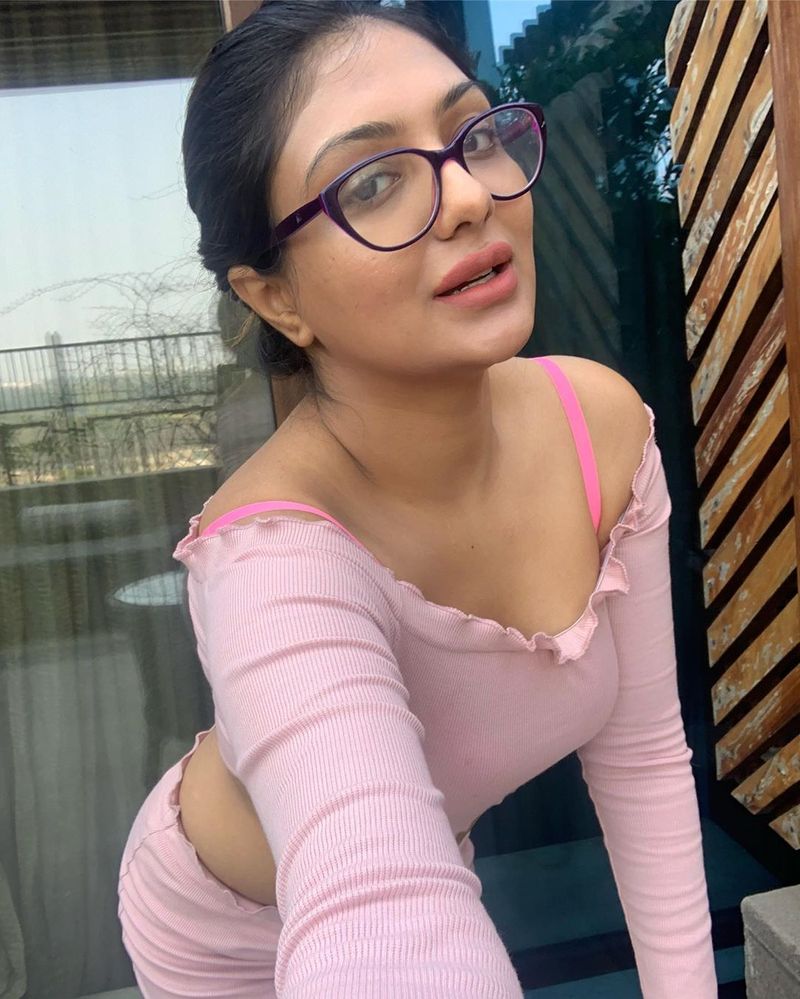 Khushi mukherjee