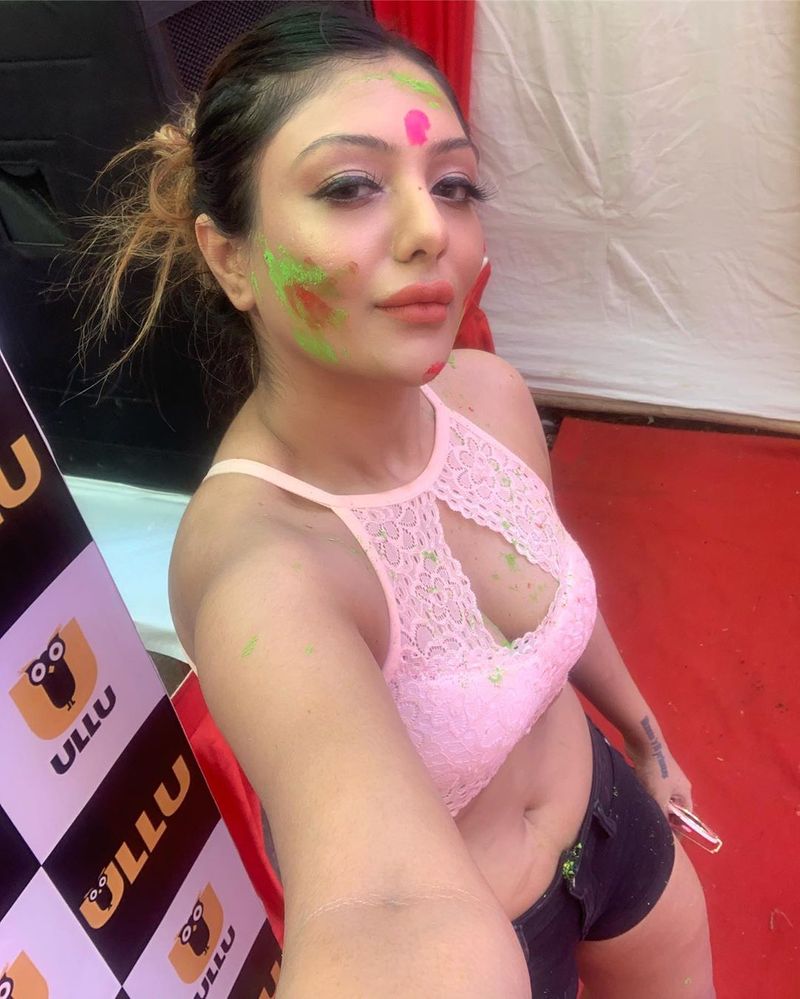 Khushi mukherjee