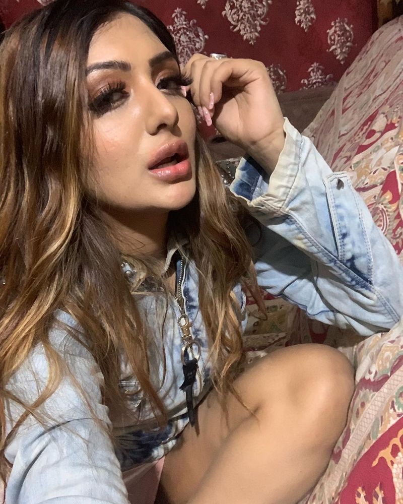 Khushi mukherjee