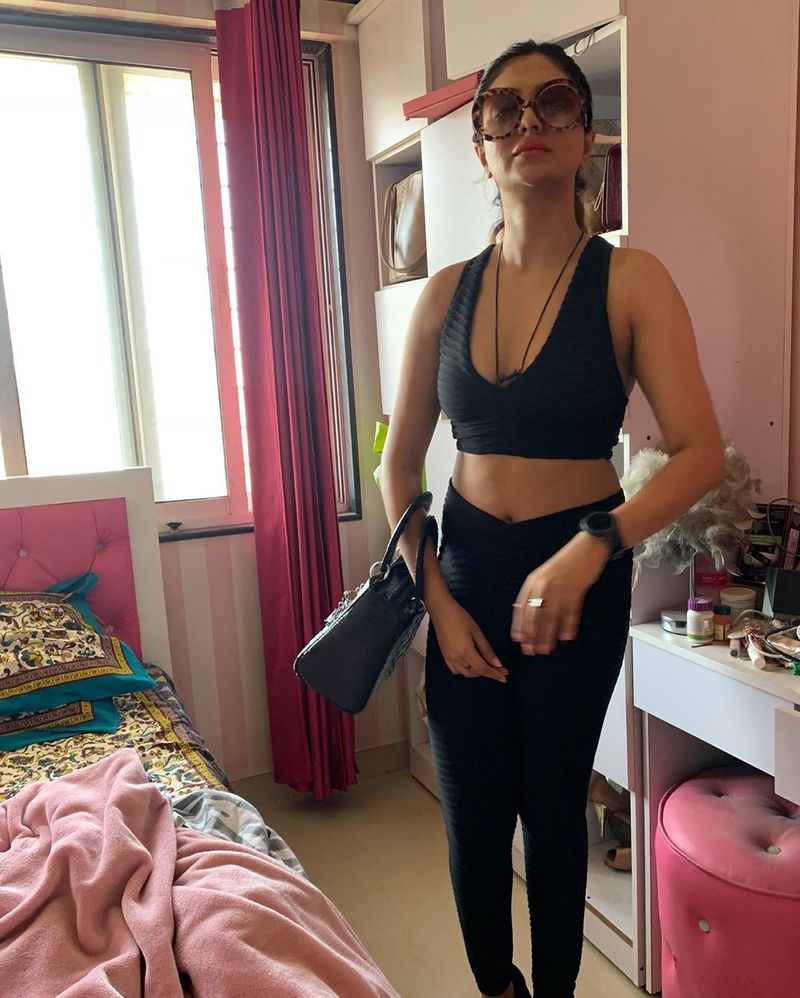 Khushi mukherjee