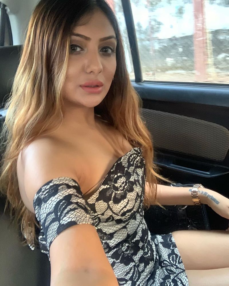 Khushi mukherjee