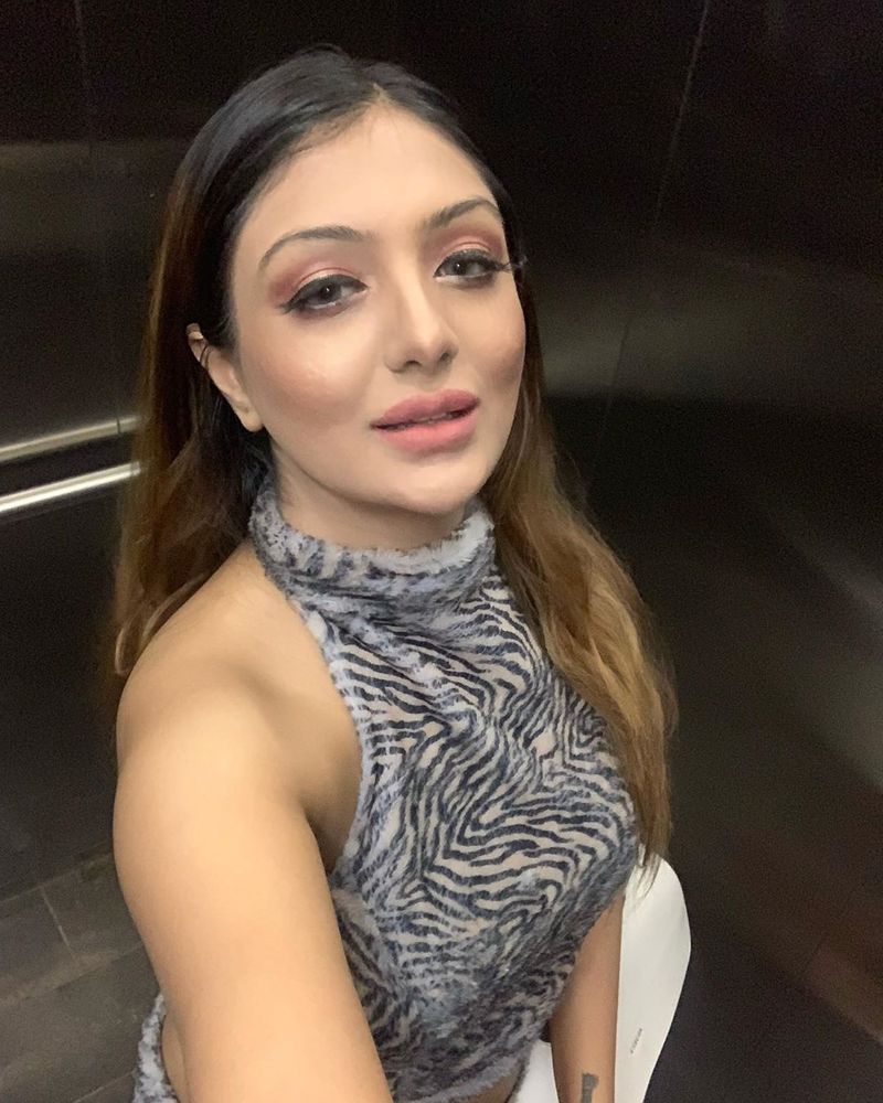 Khushi mukherjee
