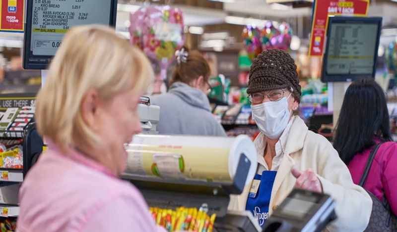 american shopkeeper threw groceries worth 26 lakh rupees after woman sneezed in mall fearing corona virus kph