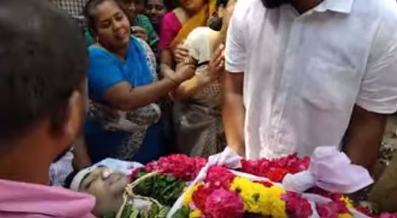 நடிகர் சேதுராமனின் இறுதி ஊர்வலம்:
