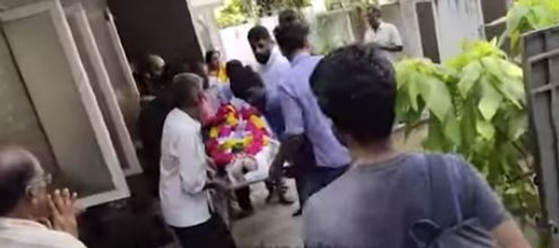 நடிகர் சேதுராமனின் இறுதி ஊர்வலம்: