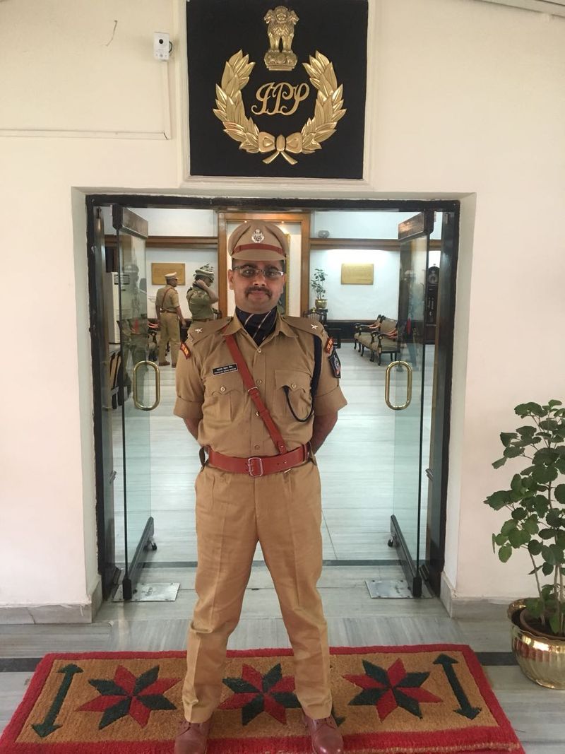 railway gang man turned ips prahalad meena rajasthan ips success story kpt
