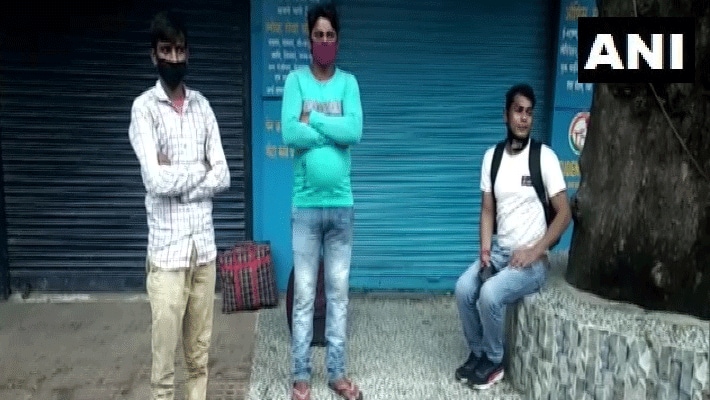 raipur covid-19 coronavirus positive latest cases mother dies in varanasi son walked to raipur KPR