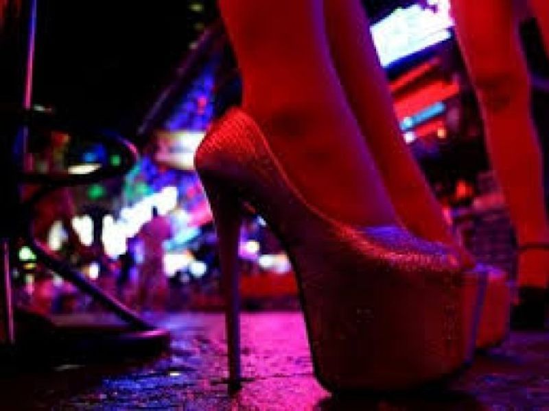 uk call girls demand government help in corona as customers fearing virus leave them unemployed kph