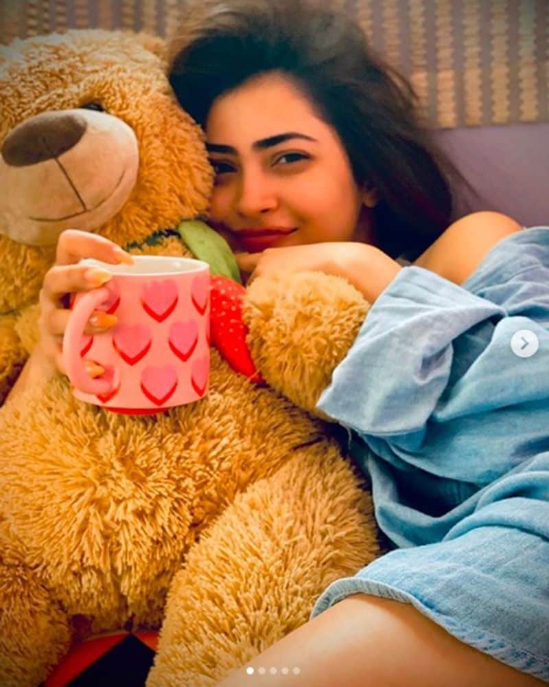 Jasmine Roy, the vamp who turns out to be social media sensation