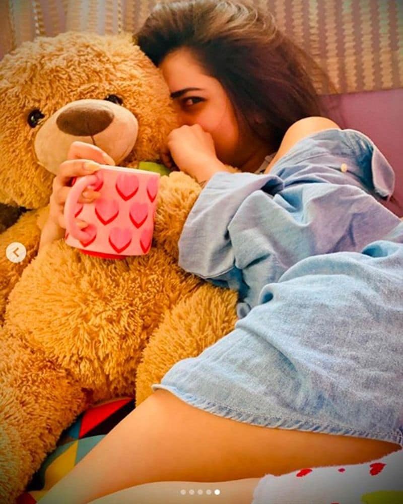 Jasmine Roy, the vamp who turns out to be social media sensation