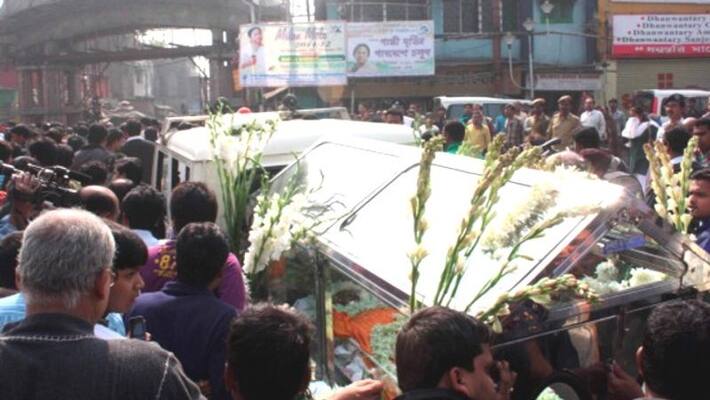 New rules have implemented to block corona virus in burning ghats of kolkata New rules have implemented to block corona virus in burning ghats of kolkata