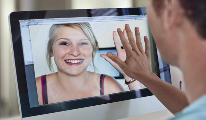 Can dating apps stop you from believing in love?-snj
