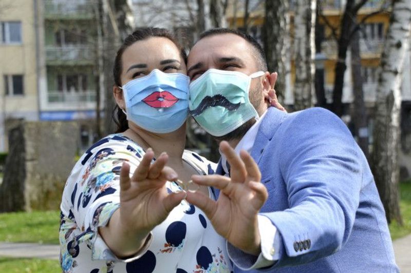 coronavirus cannot stop these couples from getting married KPP