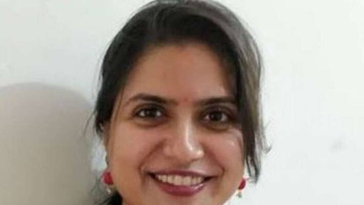 Pune Virologist Minal Bhosle Makes India's 1st Covid -19 Testing Kit Hours Before Her Delivery Pune Virologist Minal Bhosle Makes India's 1st Covid -19 Testing Kit Hours Before Her Delivery