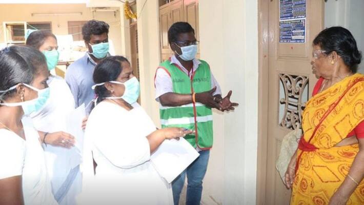 tn govt staffs involving to destroy corona virus and checking all the home tn govt staffs involving to destroy corona virus and checking all the home