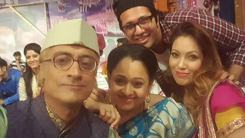 उन्होंने पिता के शो में एक एपिसोड के लिए छोटा किरदार निभाया था। इस समय वो वीडियो सोशल मीडिया पर वायरल है।