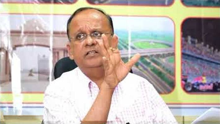 Yogi Adityanath transferred DM of Gautam Buddha Nagar kpn Yogi Adityanath transferred DM of Gautam Buddha Nagar kpn