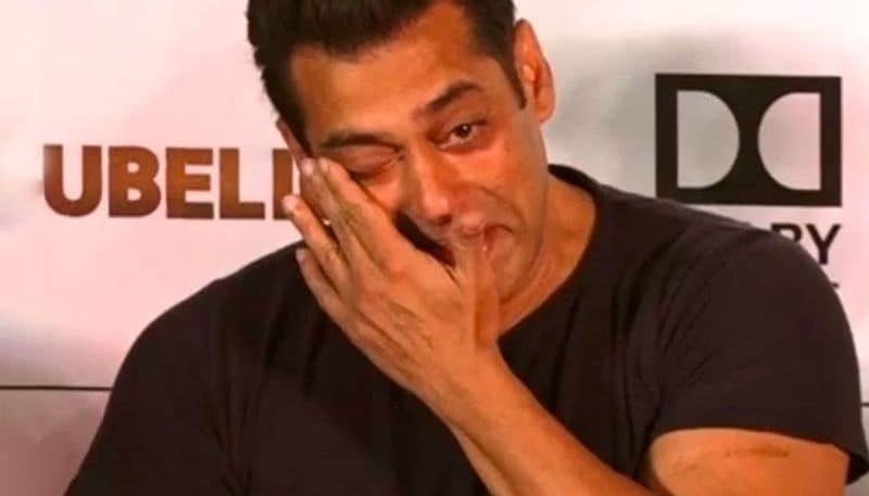 Salman Khan, 54, is still called the most desirable bachelour of India. Many reports claim that he was in a relationship with many actresses like Katrina Kaif, Aishwarya Rai, Somy Ali and Sangeeta Bijlani, but none of them ended up in marriage. 