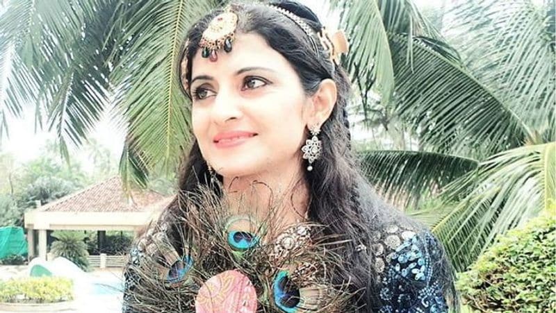 Ritu Suhas, wife of Noida DM Suhas LY, is no less than her husband, never used to buy newspapers, today PCS officer ASA