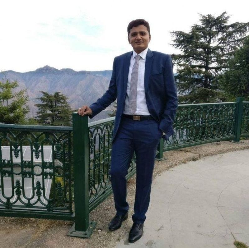 ips officer mithun kumar was a back bencher failed in upsc four attempts ips success story kpt