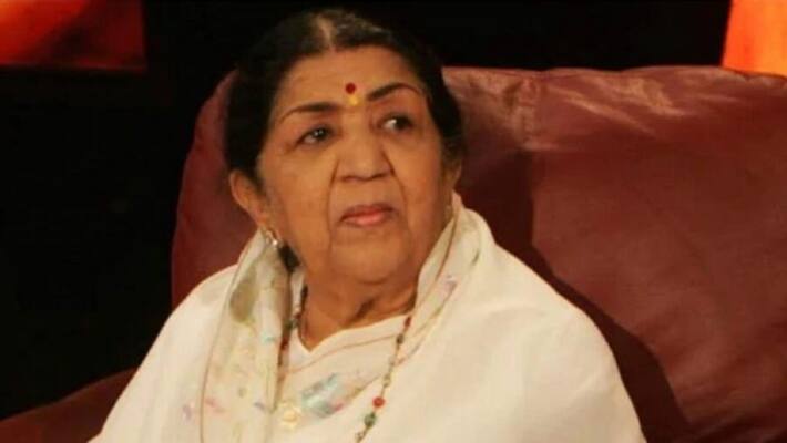 Lata Mangeshkar Says Blindly Following Doctors Advice Lata Mangeshkar Says Blindly Following Doctors Advice