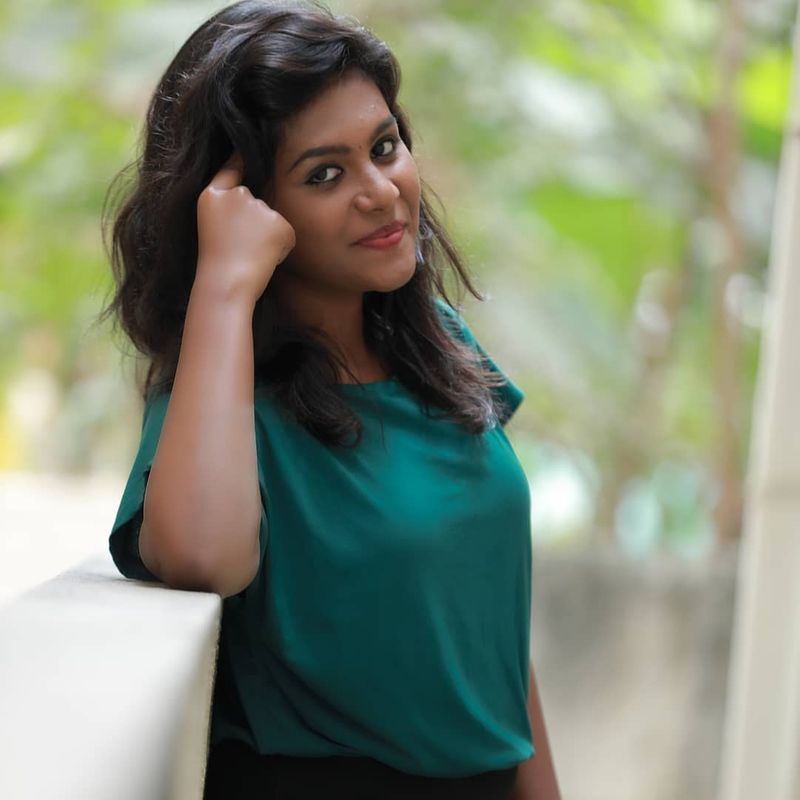 Dhivyadharshini
