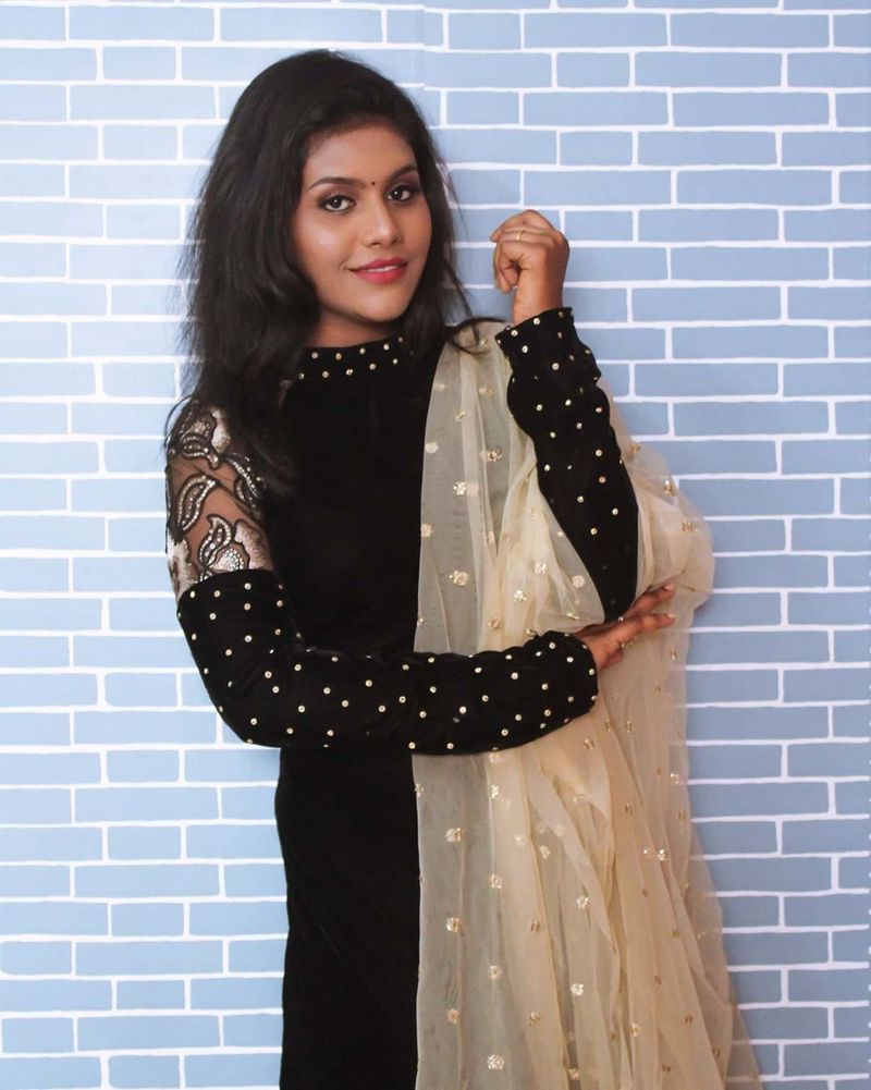 Dhivyadharshini