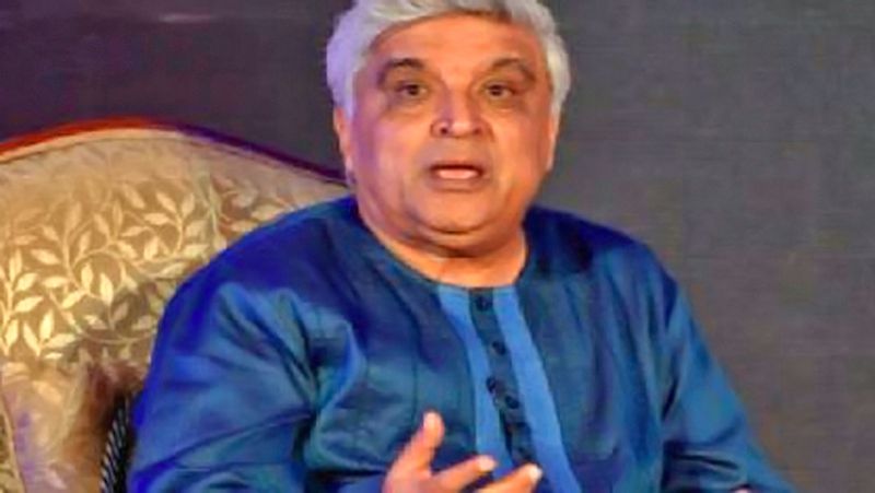 बता दें कि जावेद अख्तर नागरिकता संशोधन कानून (CAA) पर भी विरोध जता चुके हैं।