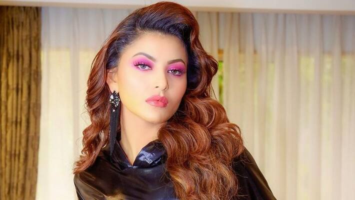 Actress Urvashi Rautela Topless video going viral Actress Urvashi Rautela Topless video going viral