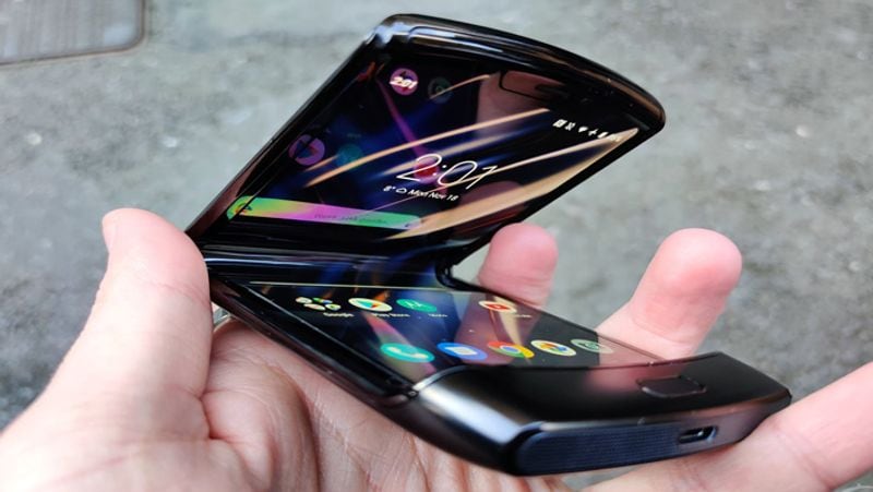Motorola Razr's first sale canceled due to lockdown, know what are the special features kpm