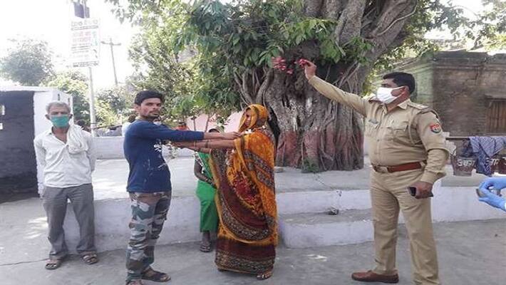 A pavilion was made in the police station, Sanitajar was given Ganga water, the police brother-in-law got such a unique wedding asa A pavilion was made in the police station, Sanitajar was given Ganga water, the police brother-in-law got such a unique wedding asa