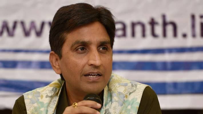 Kumar Vishwas erupted over Kejriwal over Nizamuddin Tablighi Jamaat case kpn Kumar Vishwas erupted over Kejriwal over Nizamuddin Tablighi Jamaat case kpn