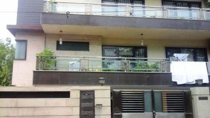 स्टार बनने से पहले कोहली दिल्ली के इस घर में रहते थे।