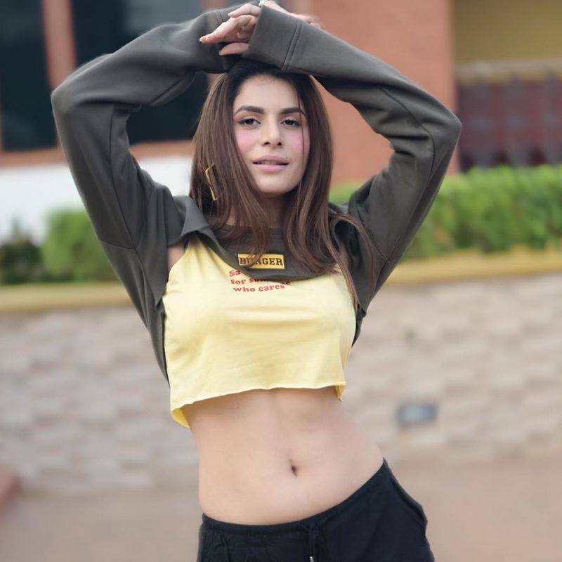 Isha anand sharma