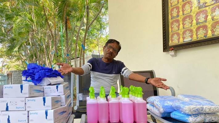 director barathiraja help police, corporation workers and training doctors director barathiraja help police, corporation workers and training doctors