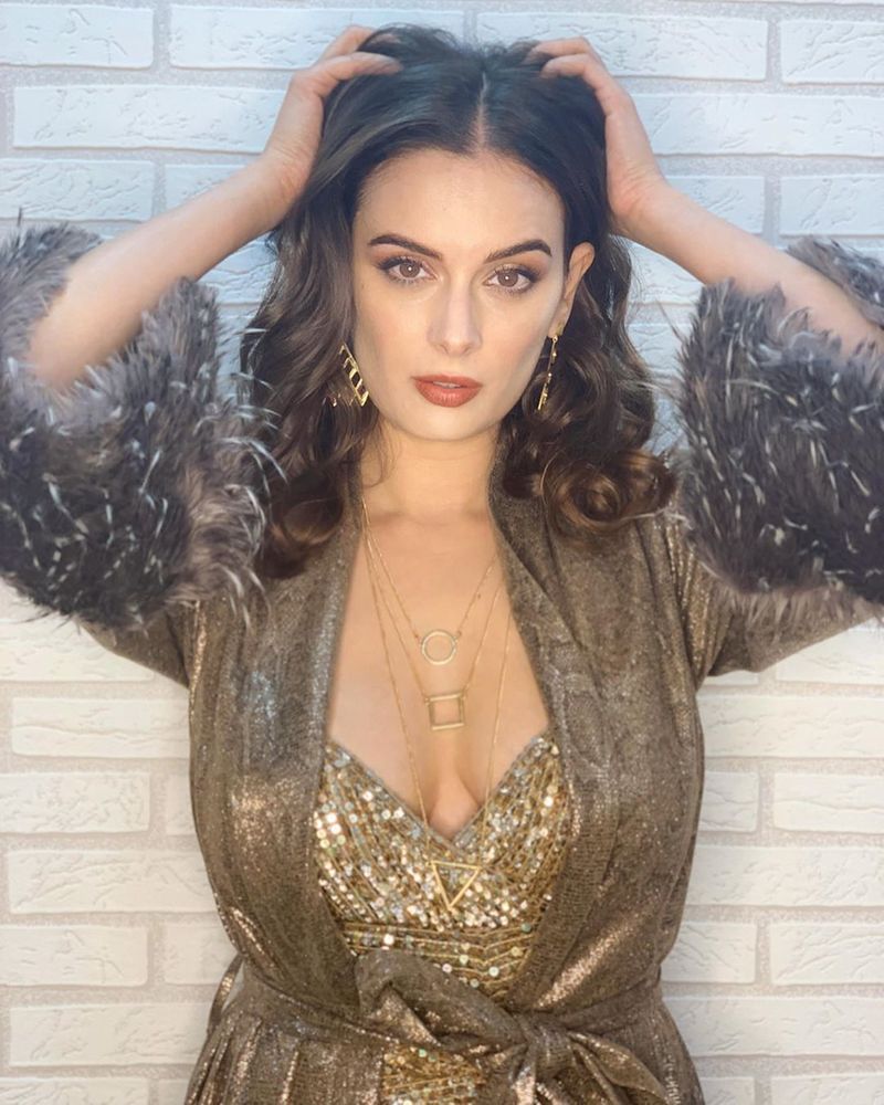 Evelyn sharma