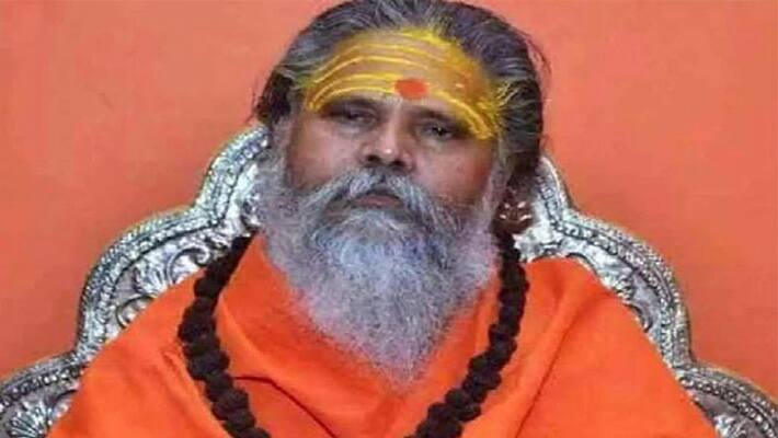 Mahant Narendra Giri controversial statement on Muslims for population control DHA Mahant Narendra Giri controversial statement on Muslims for population control DHA