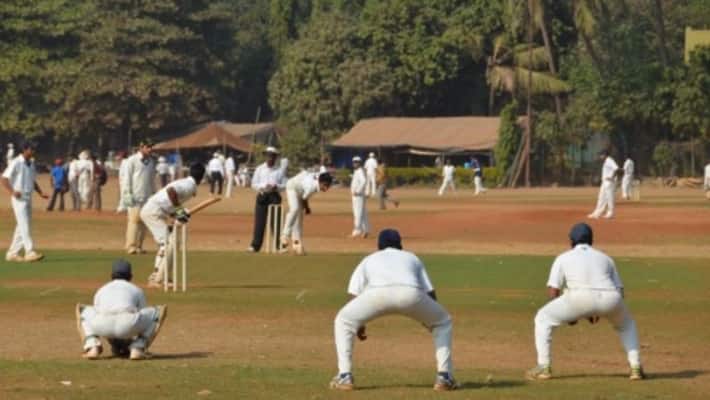 Coronavirus lockdown Umpires group helps Mumbai scorers match officials Coronavirus lockdown Umpires group helps Mumbai scorers match officials