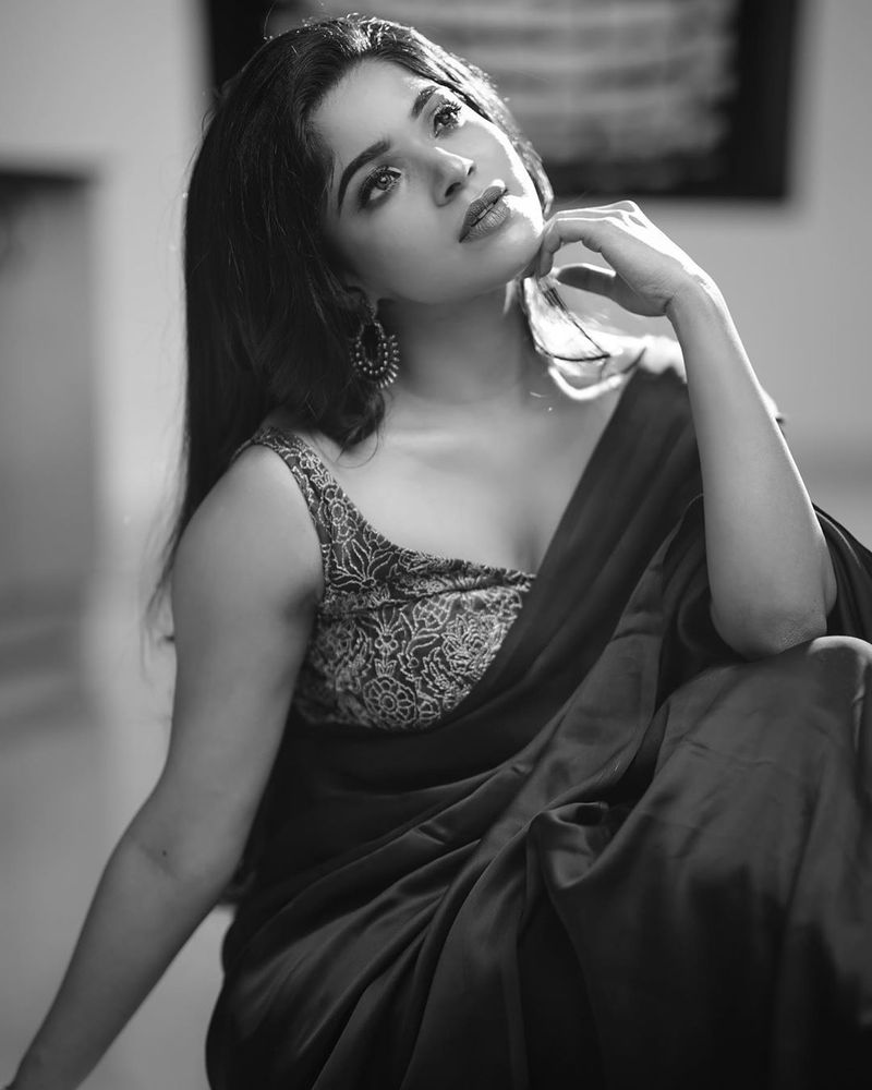 Dhivyabharathi