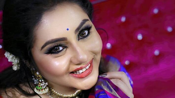 Namitha loss Crores for Doing unwanted thing in front of Jayalalitha Namitha loss Crores for Doing unwanted thing in front of Jayalalitha