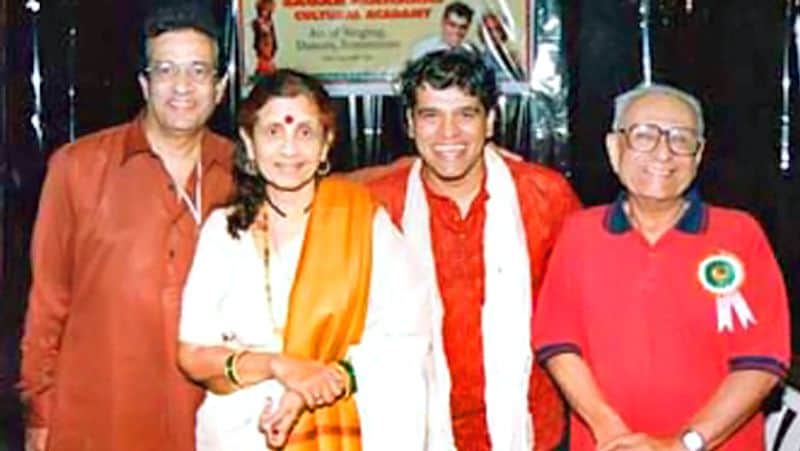 इस पर बाल धुरी ने दशरथ का किरदार निभाने की इच्छा जाहिर की। लेकिन रामानंद सागर ने कहा कि दशरथ का किरदार तो बस कुछ ही एपिसोड के लिए होगा। लेकिन बाल धुरी ने दशरथ का किरदार ही चुना।