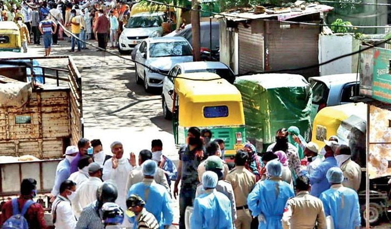 इंदौर की इस घटना की देशभर में आलोचना हुई थी।