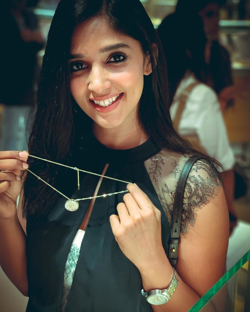 Nyla usha